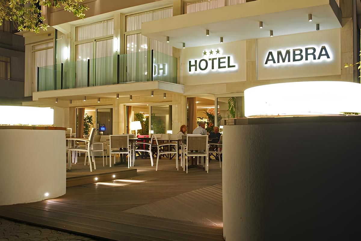 HOTEL AMBRA